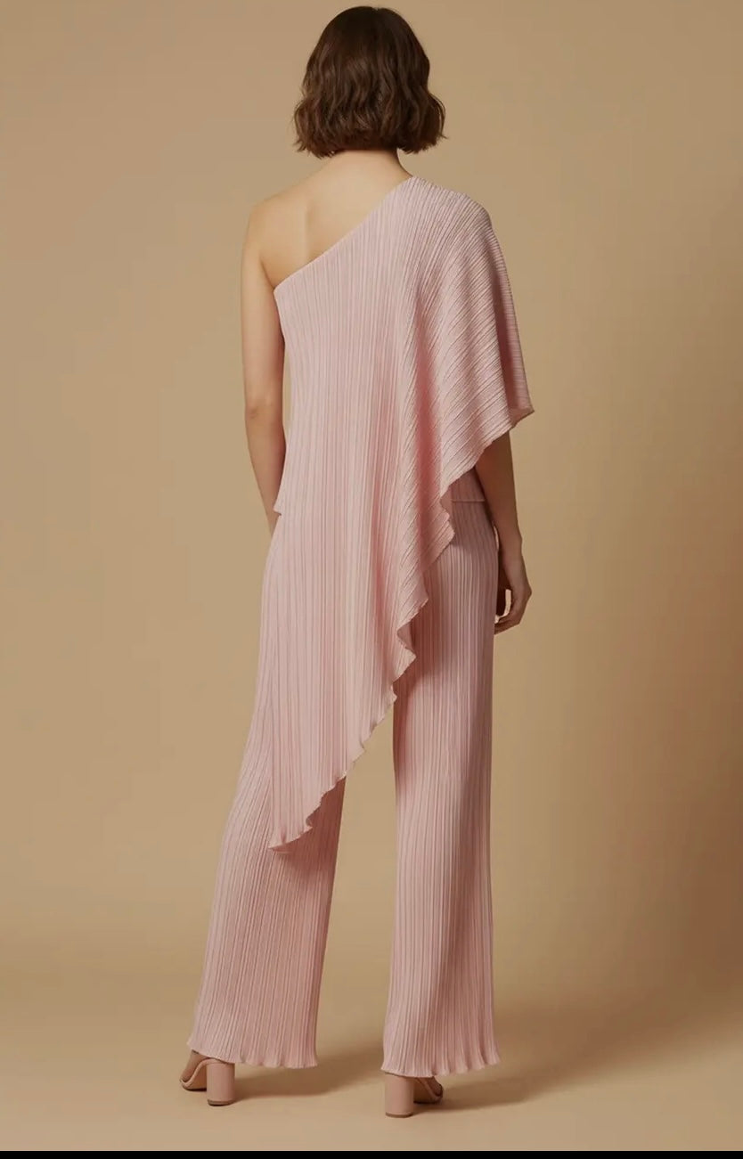 Pink pleated one sholder set