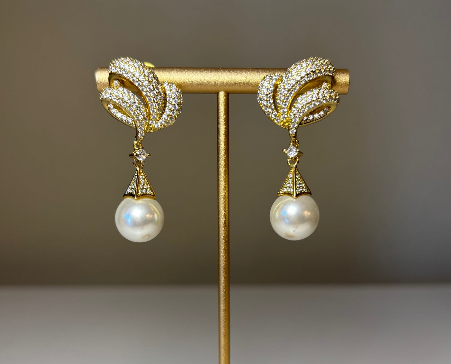 Pearl drop glow