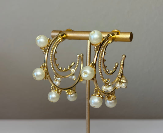 Double Hoop Pearl