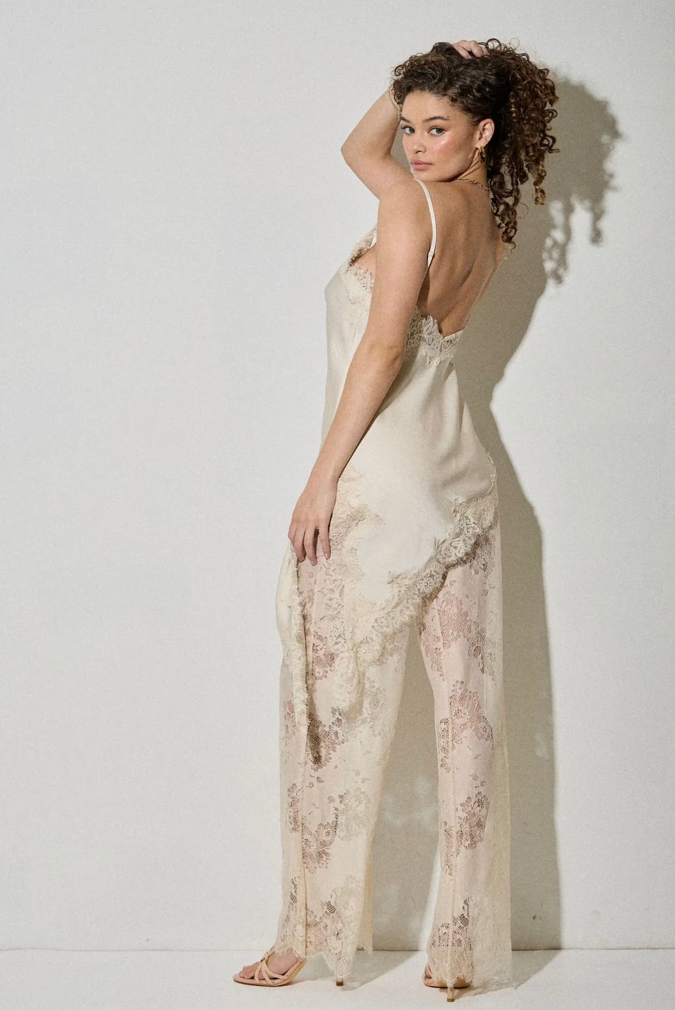 Lace trim set
