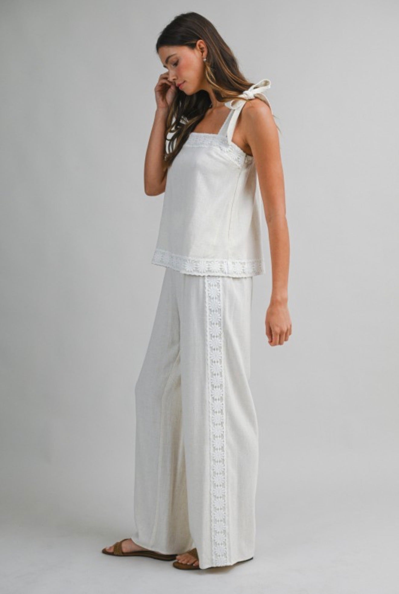 Linen lace trim set