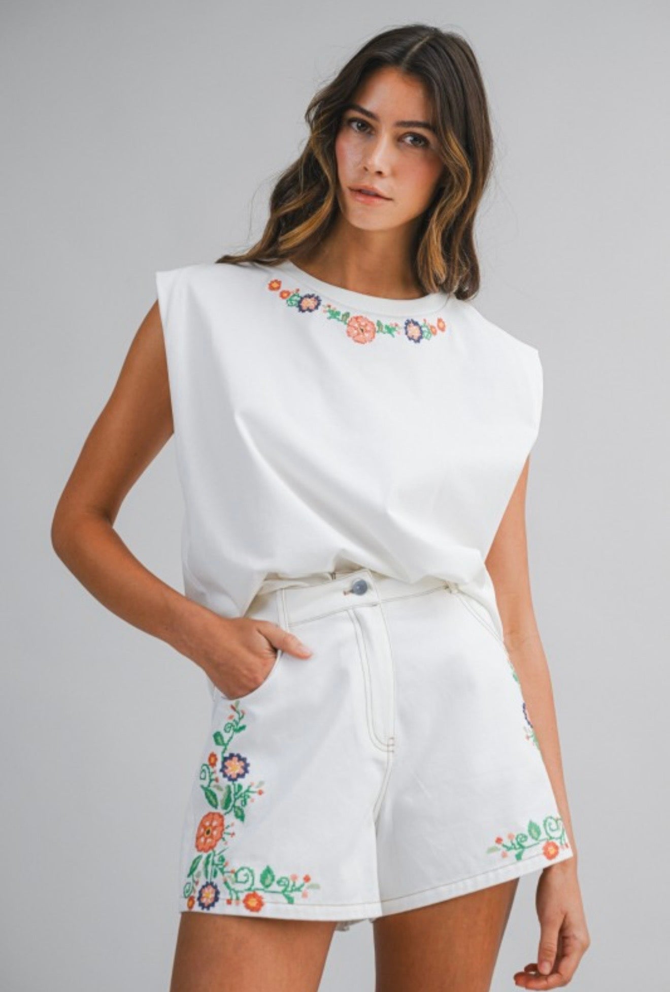 White embroidered shorts set